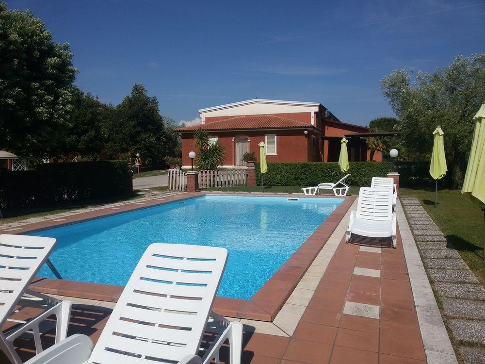 Agriturismo Galeazzi Marsiliana Exterior photo